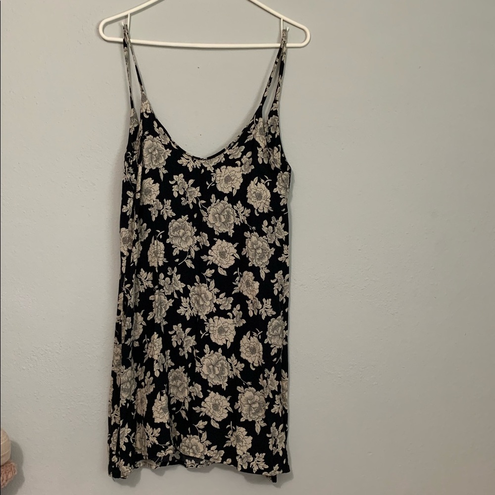 Brandy Melville dress